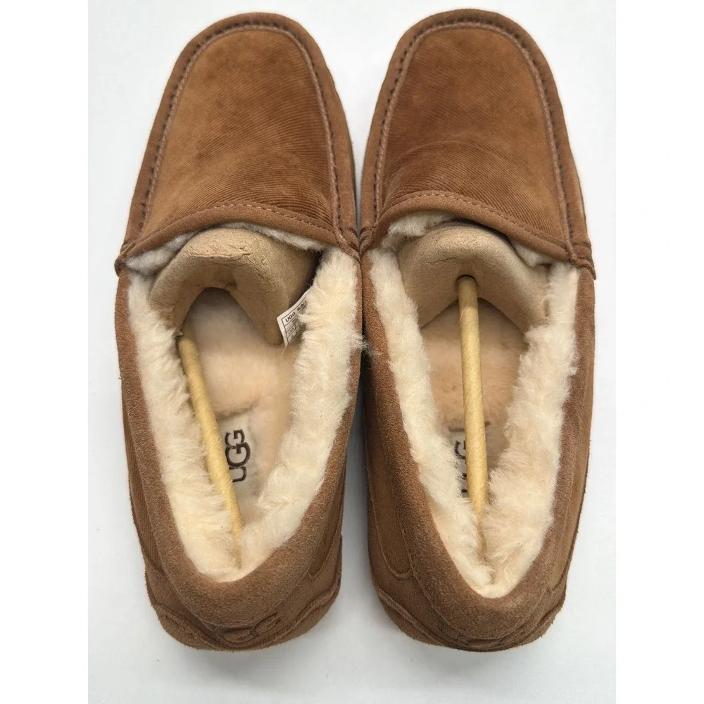 UGG Mens Ascot Corduroy II Chestnut Suede Moccasin Slippers 1125932 Size 9